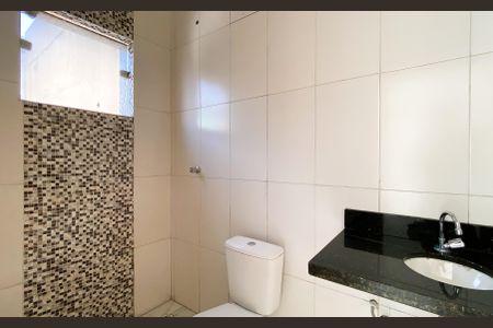 Casa para alugar com 70m², 2 quartos e sem vagaBanheiro