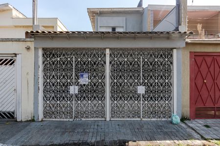 Casa à venda com 190m², 4 quartos e 2 vagasFachada