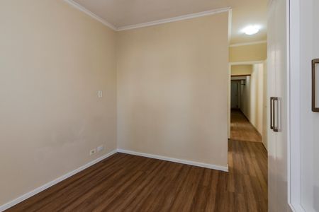 Casa à venda com 190m², 4 quartos e 2 vagasSuíte