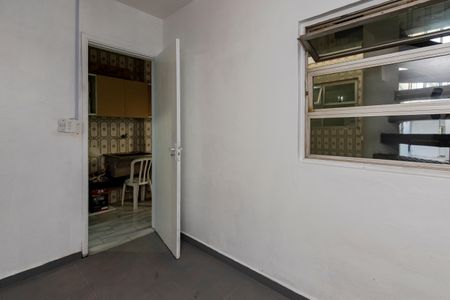 Casa à venda com 190m², 4 quartos e 2 vagasQuarto de Serviço