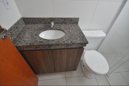 Apartamento para alugar com 43m², 2 quartos e sem vagaBanheiro