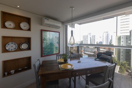 Apartamento à venda com 75m², 1 quarto e 2 vagasVaranda