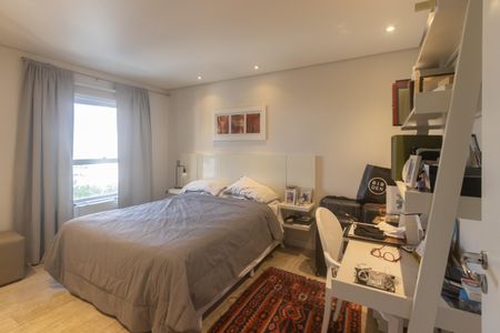 Apartamento à venda com 75m², 1 quarto e 2 vagasQuarto