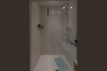 Apartamento à venda com 75m², 1 quarto e 2 vagasBanheiro