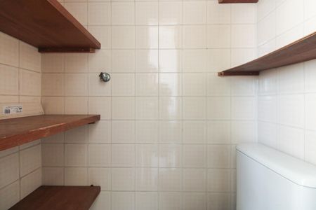 Apartamento para alugar com 105m², 2 quartos e 1 vagaÁrea de Serviço - Banheiro de Serviço 