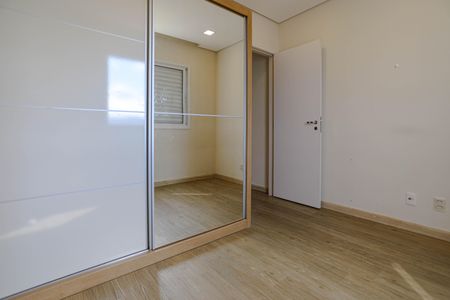 Apartamento para alugar com 114m², 3 quartos e 2 vagasQuarto 2