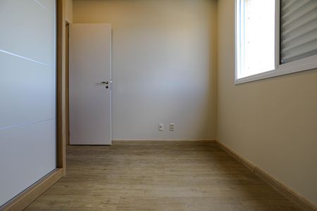 Apartamento para alugar com 114m², 3 quartos e 2 vagasQuarto 2