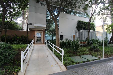 Apartamento para alugar com 76m², 2 quartos e 1 vagaFachada