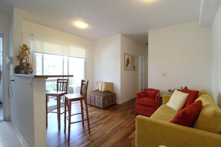 Apartamento para alugar com 76m², 2 quartos e 1 vagaSala