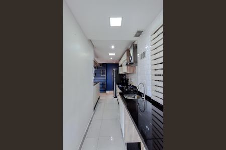 Apartamento à venda com 60m², 2 quartos e 1 vagaÁrea de Serviço