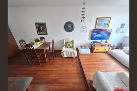 Apartamento à venda com 94m², 3 quartos e 1 vagaSala