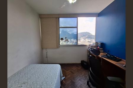 Apartamento à venda com 94m², 3 quartos e 1 vagaQuarto 2
