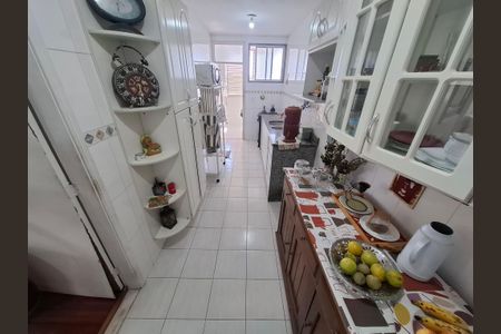 Apartamento à venda com 94m², 3 quartos e 1 vagaCozinha 