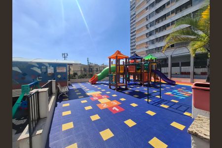 Apartamento à venda com 94m², 3 quartos e 1 vagaÁrea comum 