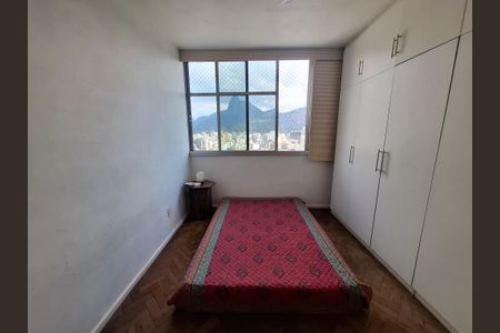 Apartamento à venda com 94m², 3 quartos e 1 vagaQuarto 1