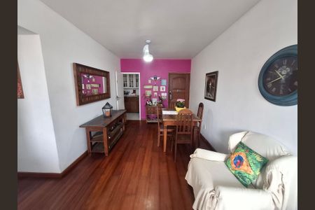 Apartamento à venda com 94m², 3 quartos e 1 vagaSala