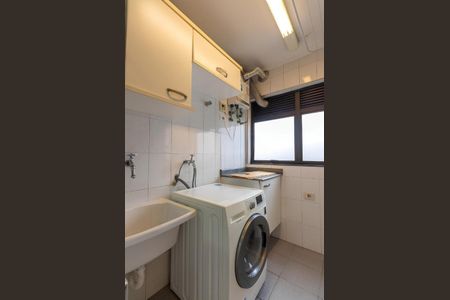 Apartamento para alugar com 135m², 3 quartos e 3 vagasÁrea de serviço