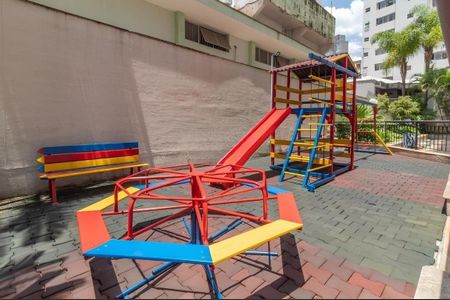 Apartamento para alugar com 135m², 3 quartos e 3 vagasPlayground