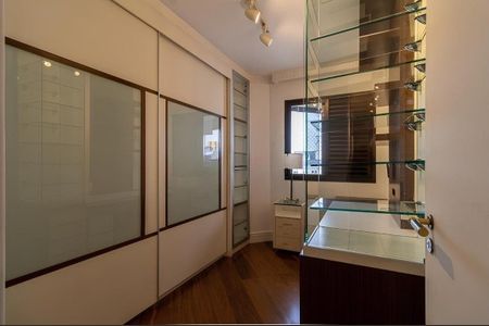 Apartamento para alugar com 135m², 3 quartos e 3 vagasQuarto
