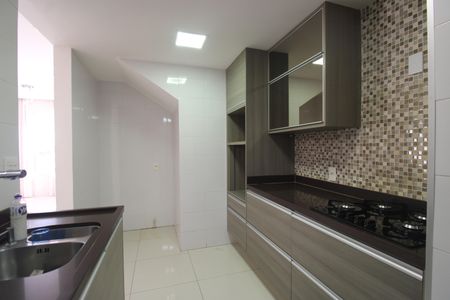 Casa de condomínio à venda com 119m², 4 quartos e 2 vagasCozinha