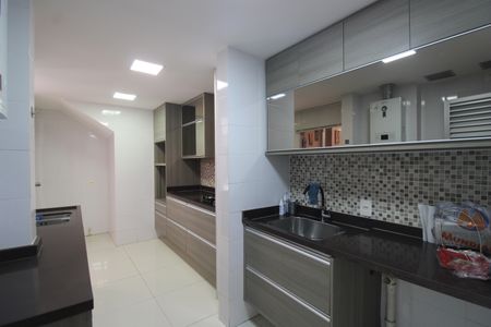 Casa de condomínio à venda com 119m², 4 quartos e 2 vagasCozinha