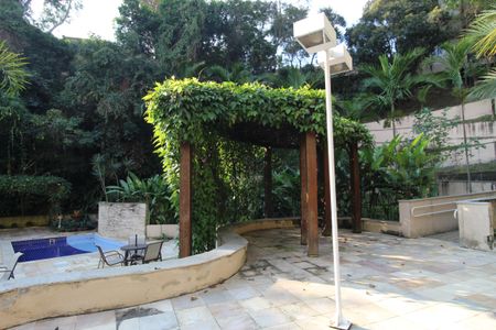 Casa de condomínio à venda com 119m², 4 quartos e 2 vagasÁrea comum