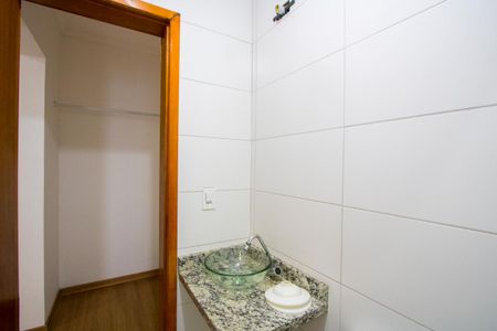 Apartamento à venda com 65m², 2 quartos e 1 vagaBanheiro do quarto 1
