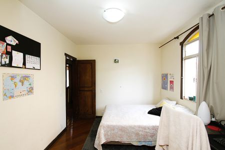 Apartamento à venda com 180m², 5 quartos e 1 vagaQuarto 2 - Suíte