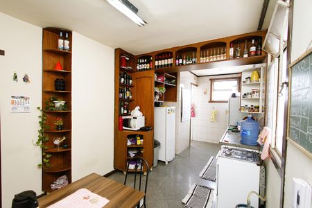 Apartamento à venda com 180m², 5 quartos e 1 vagaCozinha