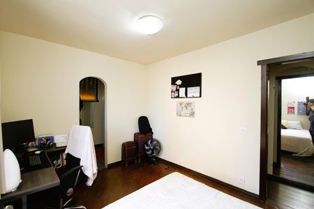 Apartamento à venda com 180m², 5 quartos e 1 vagaQuarto 2 - Suíte