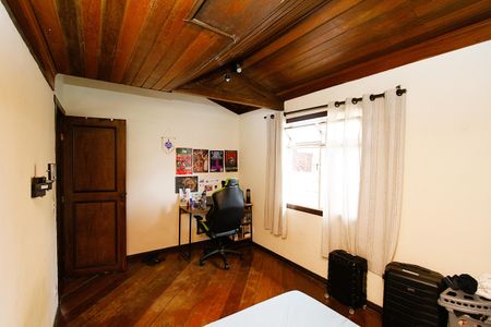 Apartamento à venda com 180m², 5 quartos e 1 vagaQuarto 5 Suíte