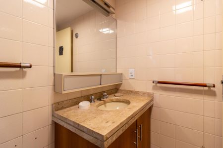 Apartamento para alugar com 39m², 1 quarto e 1 vaga Apartamento para alugar com 39m², 1 quarto e 1 vagaBanheiro