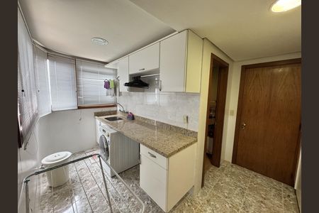 Apartamento para alugar com 177m², 3 quartos e 3 vagasÁrea de Serviço