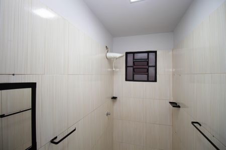 Casa para alugar com 60m², 3 quartos e 1 vagaBanheiro Social