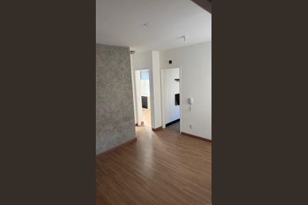 Apartamento para alugar com 2 quartos, 50m² em João Pinheiro, Belo Horizonte