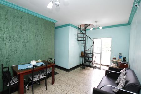 Apartamento para alugar com 130m², 4 quartos e 1 vagaSala