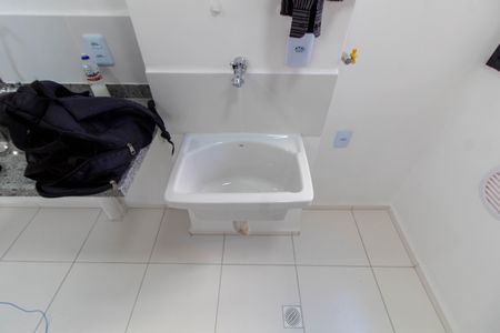 Apartamento à venda com 65m², 3 quartos e 1 vagaÁREA DE SERVIÇO