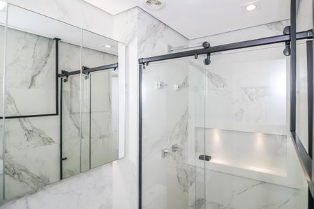 Apartamento à venda com 79m², 2 quartos e 2 vagasBanheiro da Suíte 2