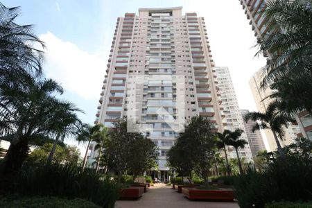 Apartamento à venda com 79m², 2 quartos e 2 vagasFachada