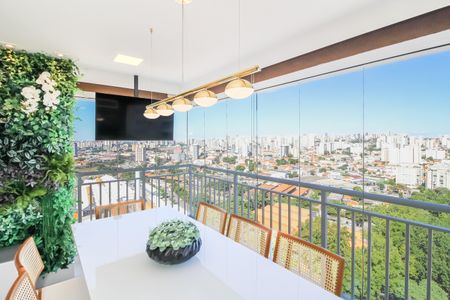 Apartamento à venda com 79m², 2 quartos e 2 vagasVaranda