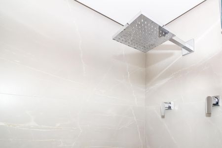 Apartamento à venda com 79m², 2 quartos e 2 vagasBanheiro da Suíte 1