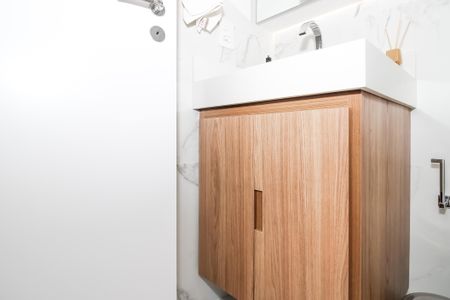 Apartamento à venda com 79m², 2 quartos e 2 vagasBanheiro da Suíte 2