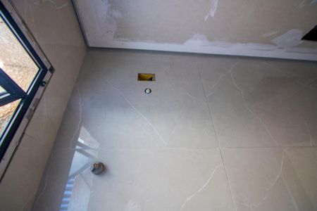 Apartamento à venda com 70m², 3 quartos e 2 vagasBanheiro do quarto 1