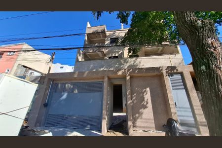 Apartamento à venda com 70m², 3 quartos e 2 vagasFachada