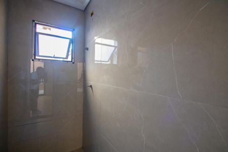 Apartamento à venda com 70m², 3 quartos e 2 vagasBanheiro do quarto 1