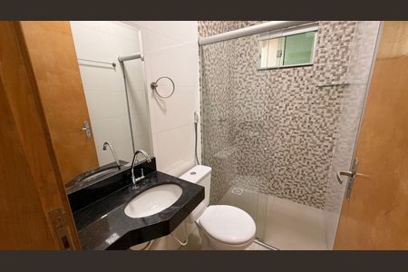 Casa para alugar com 150m², 2 quartos e 2 vagasBanheiro Social