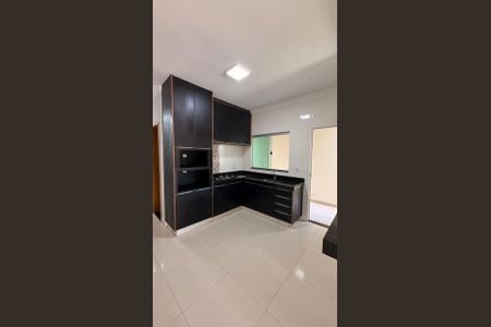 Casa para alugar com 150m², 2 quartos e 2 vagasCozinha