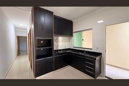 Casa para alugar com 150m², 2 quartos e 2 vagasCozinha