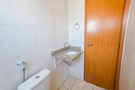 Apartamento para alugar com 52m², 2 quartos e 2 vagasBanheiro