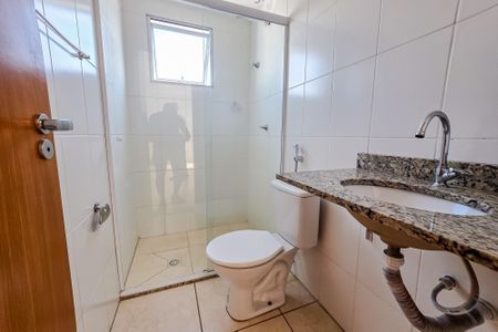 Apartamento para alugar com 52m², 2 quartos e 2 vagasBanheiro